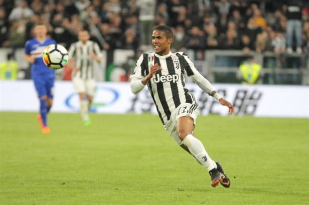 Mandzukic tiếp đà thăng hoa, Juventus tiến thêm 1 bước đến ngôi vương - Bóng Đá