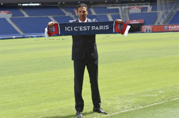 Buffon đẹp hết phần người khác trong ngày ra mắt PSG - Bóng Đá