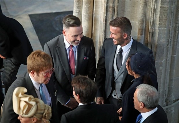 Vợ chồng Beckham nổi bật tại lễ cưới hoàng gia - Bóng Đá