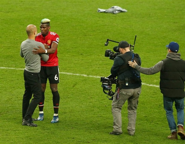 Lộ bằng chứng Pep liên tục tiếp cận Pogba tại Old Trafford - Bóng Đá