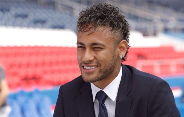 Sau tất cả, Neymar cuối cùng đã CHÍNH THỨC cầm áo PSG - Bóng Đá