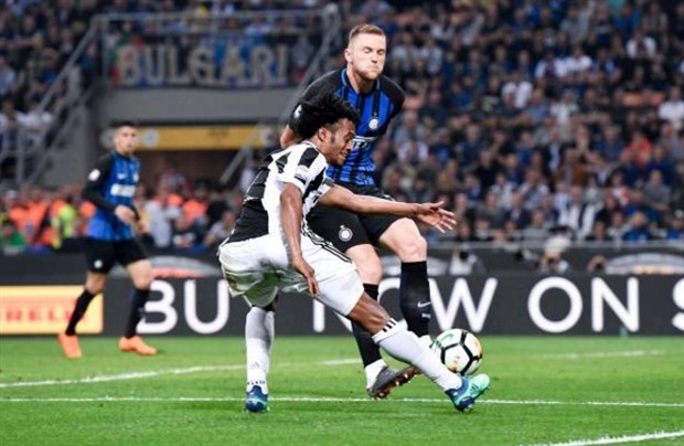 Higuain 'giải cứu' Juventus, Icardi bật khóc ngay trên sân - Bóng Đá