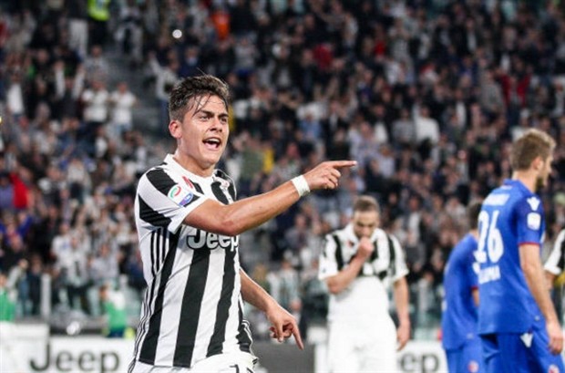 Juventus suýt thua, Allegri run rẩy trên băng ghế chỉ đạo  - Bóng Đá