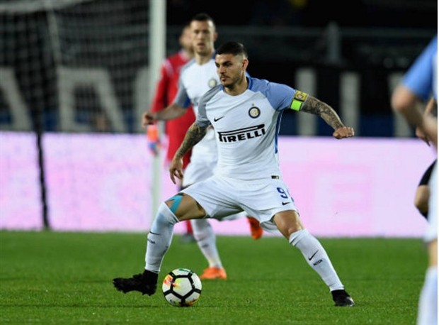 'Kẻ thù' của nước Ý khoái chí trên khán đài nhìn Icardi tịt ngòi  - Bóng Đá