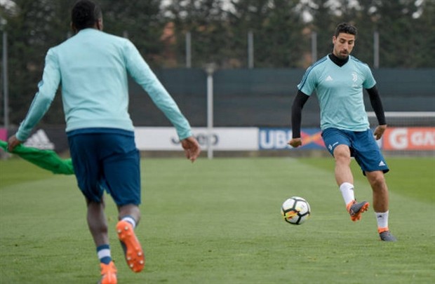 Buffon đẹp hết phần người khác trong ngày ra mắt PSG - Bóng Đá