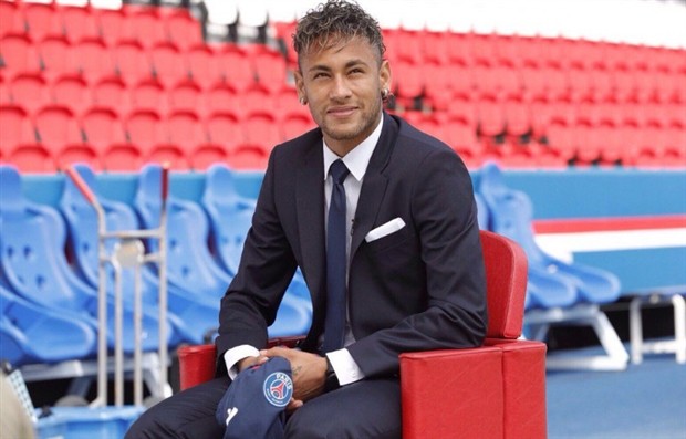 Sau tất cả, Neymar cuối cùng đã CHÍNH THỨC cầm áo PSG - Bóng Đá