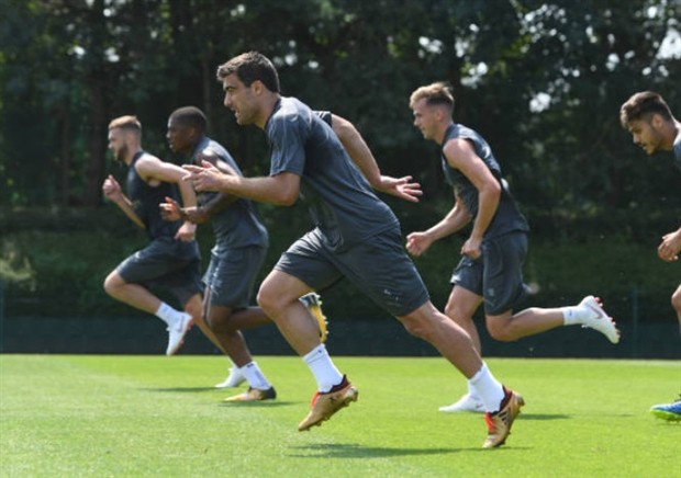 200 bàn thắng, Rooney làm bùng nổ cộng đồng mạng - Bóng Đá