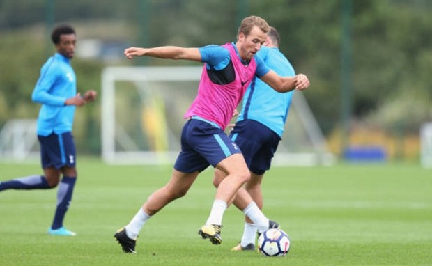 Thua đau Chelsea, sao Tottenham điên cuồng lao vào tập luyện - Bóng Đá