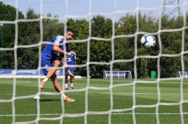 Sarri ép dàn sao Chelsea chạy và sút sau thất bại trước Man City - Bóng Đá