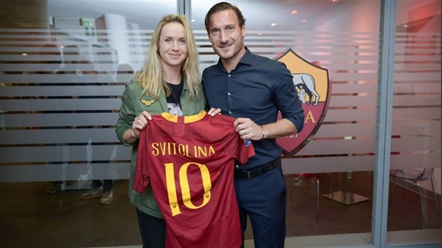 Vừa tới Rome, Del Potro đã được đích thân Totti ra đón - Bóng Đá