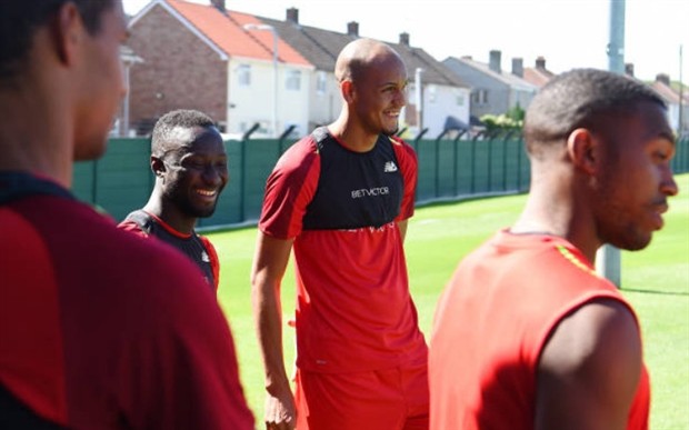 Klopp chăm sóc tận tình 'số 8' mới của Liverpool tại Melwood - Bóng Đá