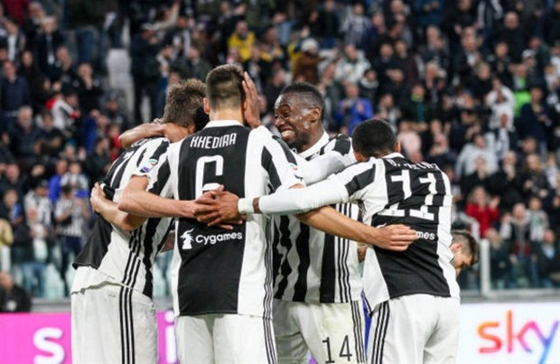 Mandzukic tiếp đà thăng hoa, Juventus tiến thêm 1 bước đến ngôi vương - Bóng Đá