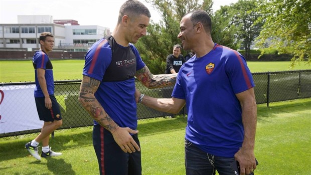Trước ngày đấu Juventus, Roma được tượng đài Cafu chỉ điểm - Bóng Đá