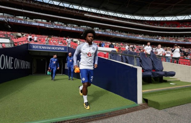 Wembey 'kẹt xe' trước giờ Derby London - Bóng Đá