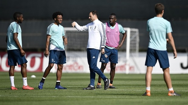 Đội nắng tập luyện cả ngày, Juventus quyết dập tắt hy vọng của Napoli - Bóng Đá