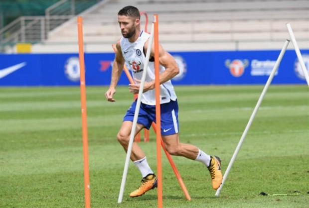 Bị phóng viên 'vây', Conte trút giận lên Morata? - Bóng Đá