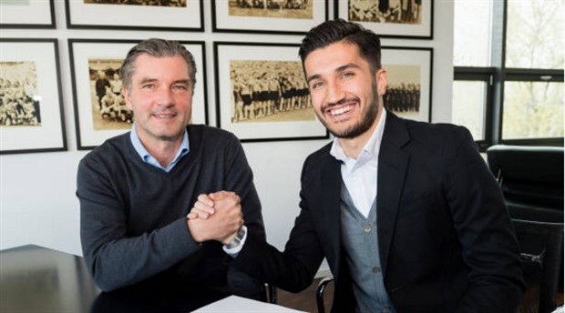 Nuri Sahin cười hết ga ký hợp đồng mới cùng Dortmund - Bóng Đá