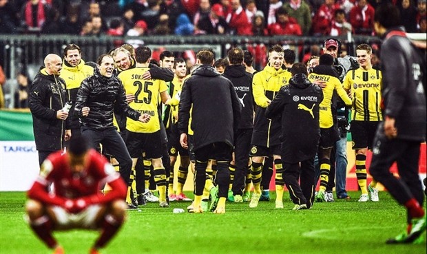 Ngược dòng kịch tính trước Bayern, Dortmund hướng tới danh hiệu đầu tiên - Bóng Đá