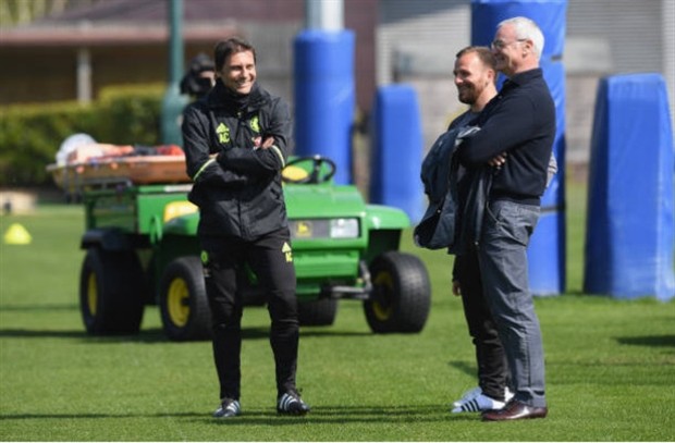 Hết dự khán, Ranieri lại tới tận sân tập để chào hỏi Conte - Bóng Đá