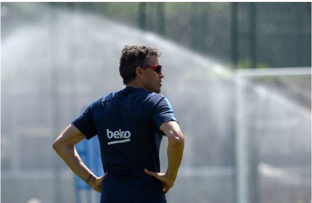 Messi, Enrique u sầu trong buổi tập trước thềm Cúp nhà vua - Bóng Đá