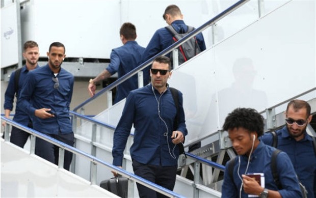 Buffon và dàn soái ca của Juventus đổ bộ tới Cardiff - Bóng Đá