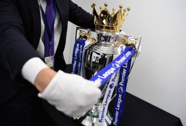 Cúp vô địch Premier League đã có mặt tại Stamford Bridge - Bóng Đá