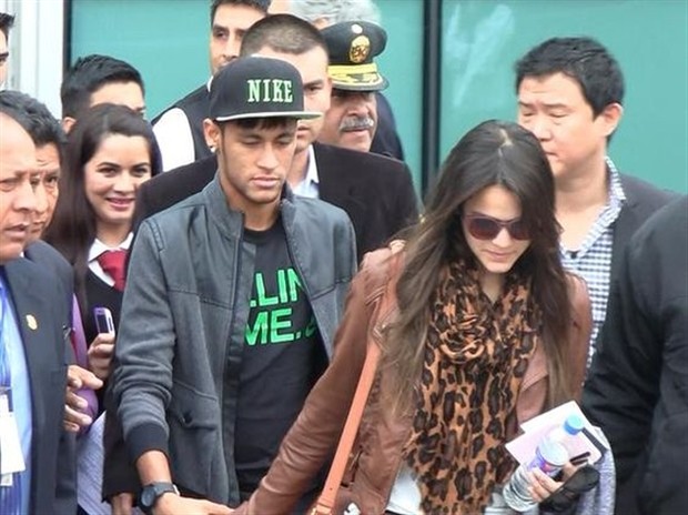 1 tuần hậu chia tay, Neymar và Bruna lại tình trong biển tình - Bóng Đá