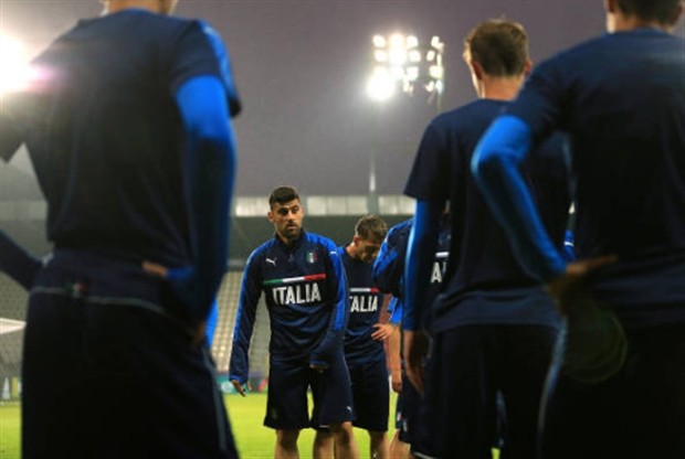 U21 Italia tập xuyên đêm cho ngày ra mắt - Bóng Đá
