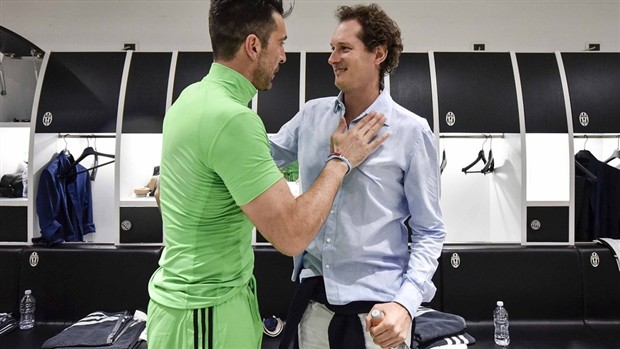 Juve và những hình ảnh ăn mừng 'điên rồ' chưa từng được tiết lộ  - Bóng Đá