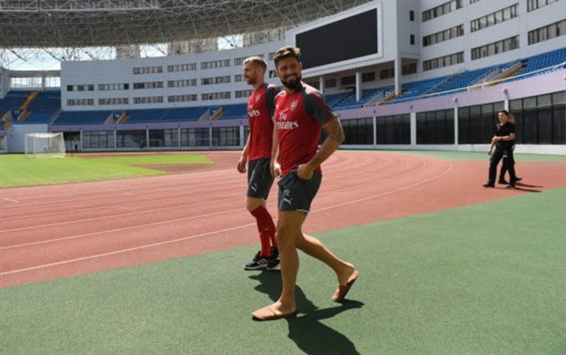 Lacazette cùng dàn sao Arsenal tự tin múa quyền tại Thượng Hải - Bóng Đá