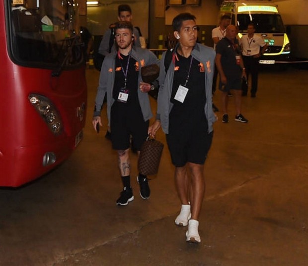 Mặc tin đồn, Coutinho vẫn ra sân 'kiếm cúp' cho Liverpool - Bóng Đá