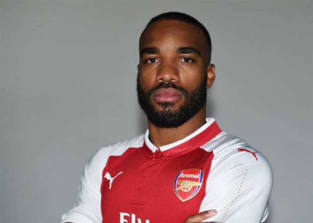 Lacazette và những khoảnh khắc fan Arsenal chờ đợi suốt tháng qua - Bóng Đá
