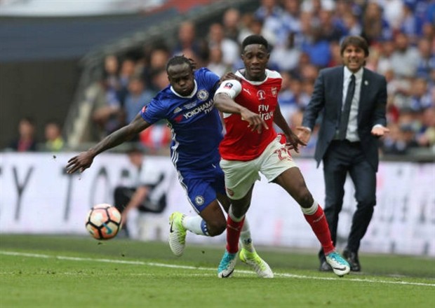 Chấm điểm Arsenal: Sanchez rất hay, nhưng vẫn thua 'thần chết' Ramsey - Bóng Đá