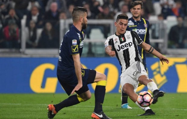 Juve được một loạt chân dài tiếp sức trước chung kết Coppa Italia - Bóng Đá