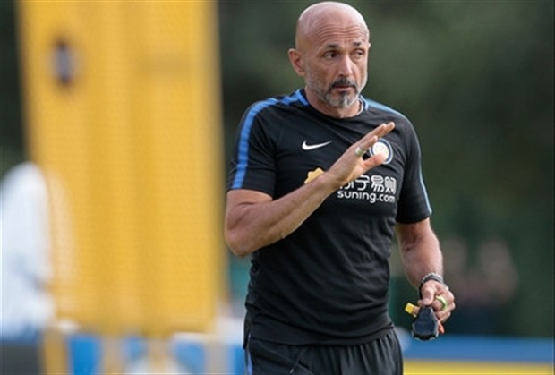 Spalletti liên tục lắc đầu với thái độ tập luyện của Inter - Bóng Đá