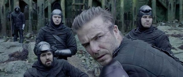 Xót xa với nhan sắc 'xấu tệ' của Beckham trong phim mới - Bóng Đá