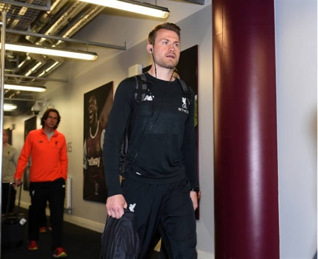 'Mane' xuất hiện ủng hộ Liverpool tại London  - Bóng Đá