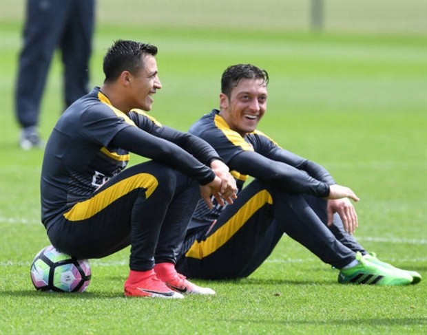 Sức nóng đang tăng dần trong buổi tập của Chelsea - Bóng Đá