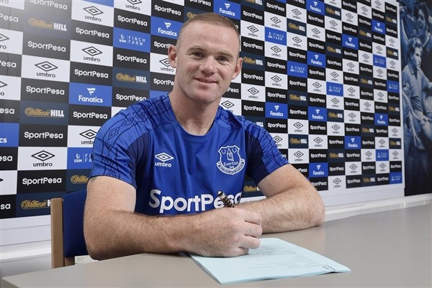 Chelsea hân hoang khoe cúp tại Bắc Kinh - Bóng Đá