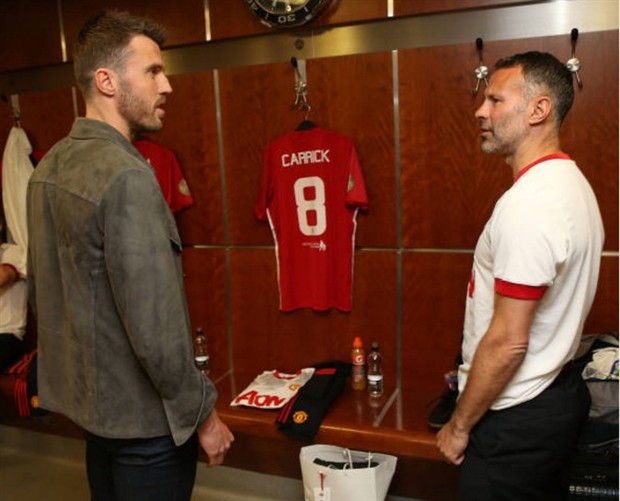 Tương lai bất định, cựu sao Man Utd giải sầu với Boxing - Bóng Đá