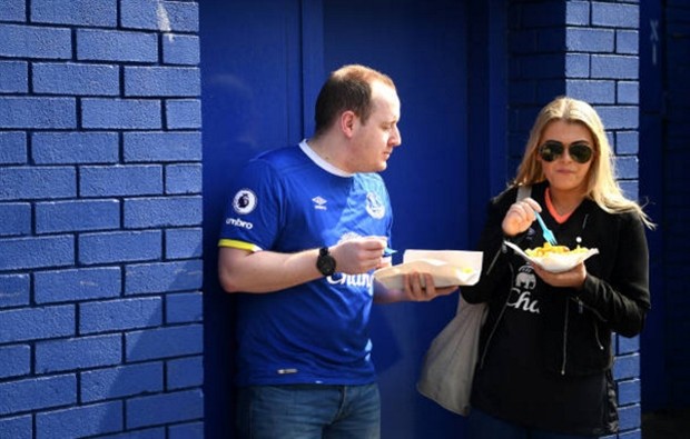 Người Everton ăn vội khi biết Leicester đã tới - Bóng Đá