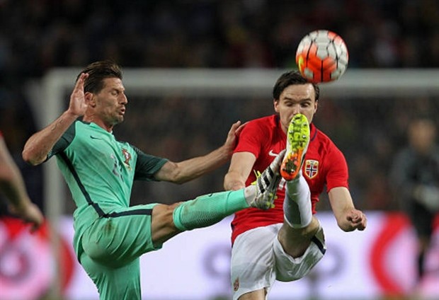 CHÍNH THỨC: Ronaldo đá cao nhất trên hàng công của Bồ Đào Nha - Bóng Đá