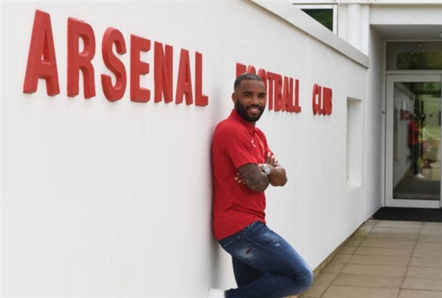 Lacazette và những khoảnh khắc fan Arsenal chờ đợi suốt tháng qua - Bóng Đá