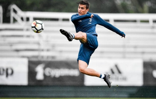 Juventus sẽ hạ PSG bằng những cú Volley? - Bóng Đá