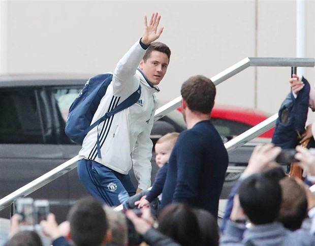 Mata bất ngờ tái xuất trước giờ đấu với Swansea - Bóng Đá