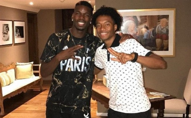 Pogba CHÍNH THỨC có thương hiệu... gối riêng - Bóng Đá