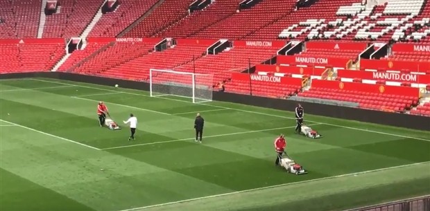 Đồng đội về hết, Mata vẫn âm thầm ở lại Old Trafford tập luyện - Bóng Đá