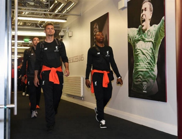 'Mane' xuất hiện ủng hộ Liverpool tại London  - Bóng Đá