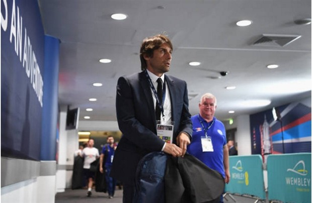 Chelsea đã tới Wembley, Arsenal chưa thấy đâu - Bóng Đá