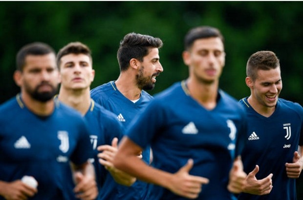Buổi tập của Juventus đã dần nhộn nhịp - Bóng Đá
